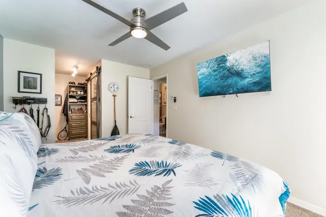 Listing Image for 140 Uwapo Rd 58-204 17 of 34
