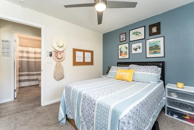 Listing Image for 140 Uwapo Rd 58-204 25 of 34