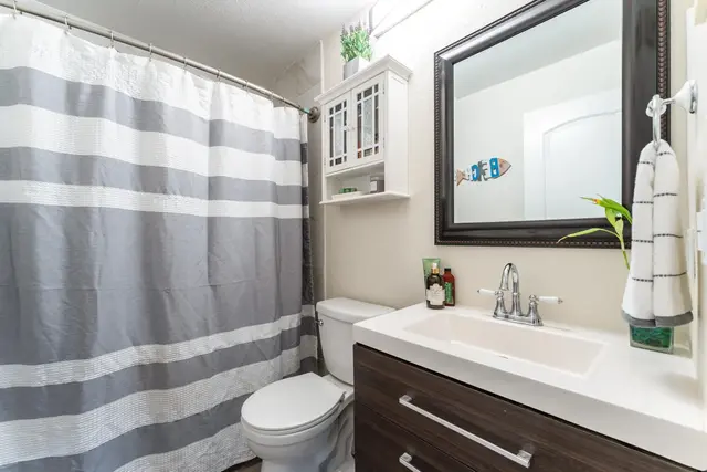 Listing Image for 140 Uwapo Rd 58-204 28 of 34