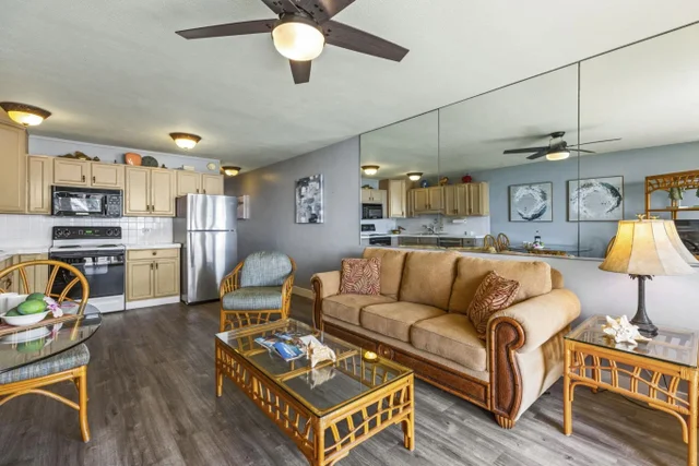 Listing Image for 1310 Uluniu Rd 317 19 of 50