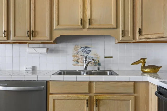 Listing Image for 1310 Uluniu Rd 317 22 of 50