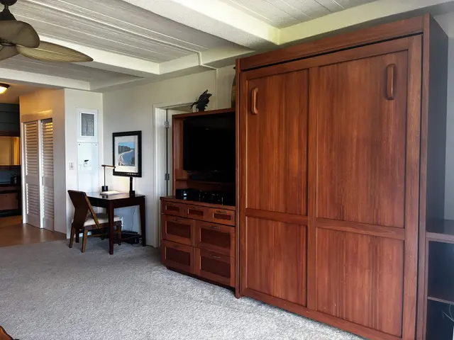 Listing Image for 2481 Kaanapali Pkwy 1070 J 4 of 34
