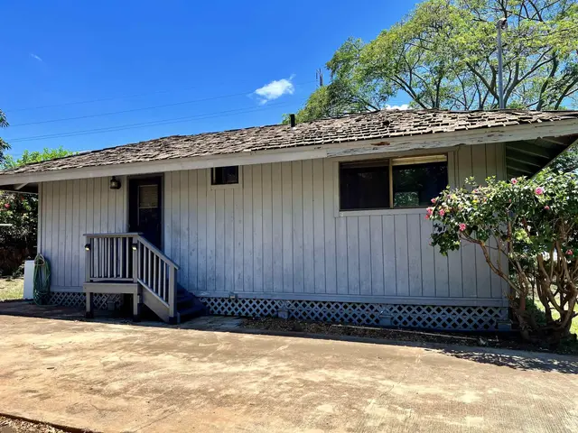 Listing Image for 3038 Mapu Pl 13 of 35
