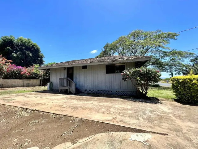 Listing Image for 3038 Mapu Pl 14 of 35