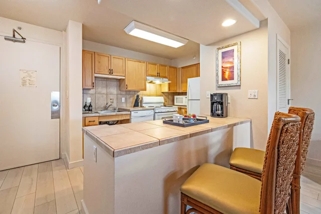 Listing Image for 4327 Lower Honoapiilani Rd 101b 17 of 37