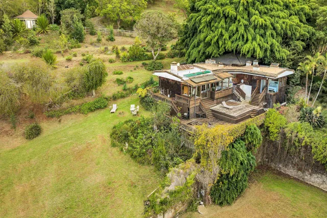 Listing Image for 1854 Olinda Rd 19 of 26