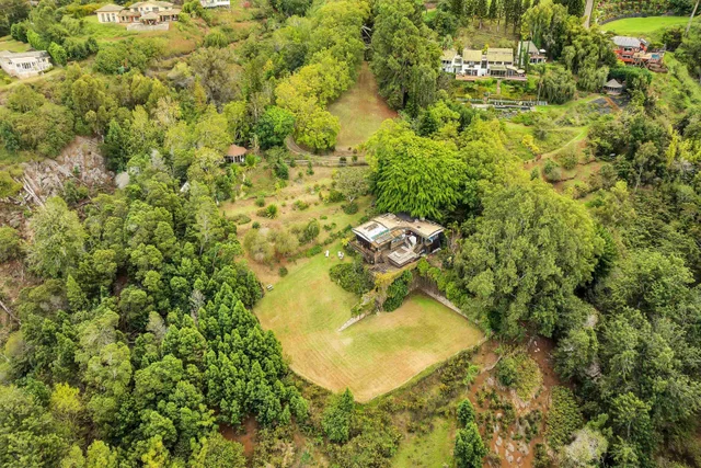 Listing Image for 1854 Olinda Rd 21 of 26