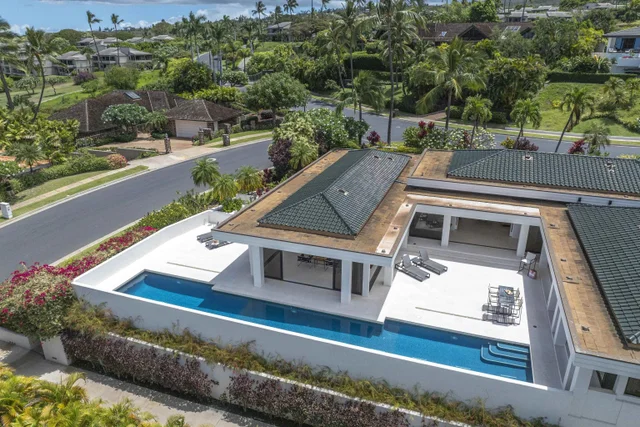 Listing Image for 3857 Waakaula Pl 38 of 49