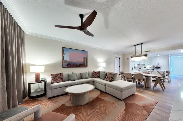 Listing Image for 1 Bay Dr 3506 3 of 36