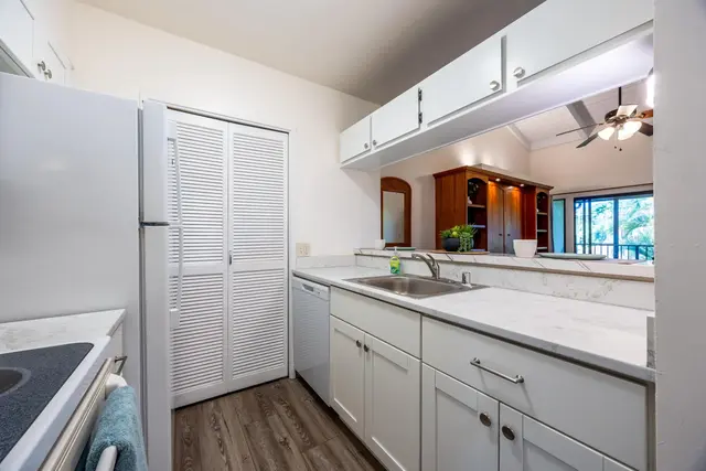 Listing Image for 3788 Lower Honoapiilani Rd A-205 16 of 46