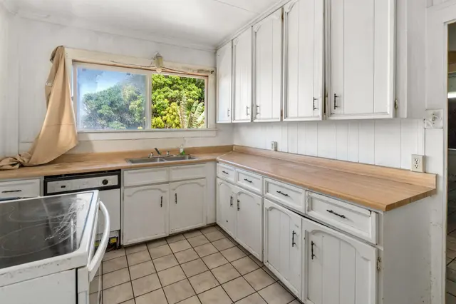 Listing Image for 282 Momi Pl 12 of 38
