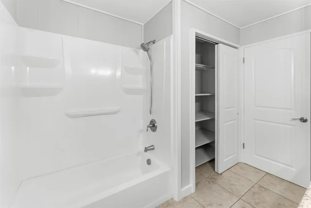 Listing Image for 185 Hololani St 14 of 22