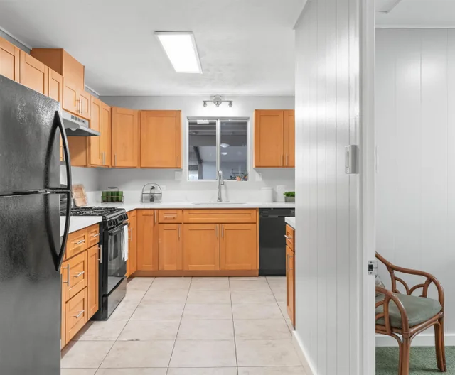 Listing Image for 185 Hololani St 9 of 22