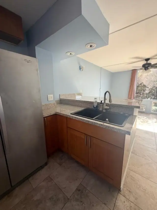 Listing Image for 3676 Lower Honoapiilani Rd G305 8 of 46