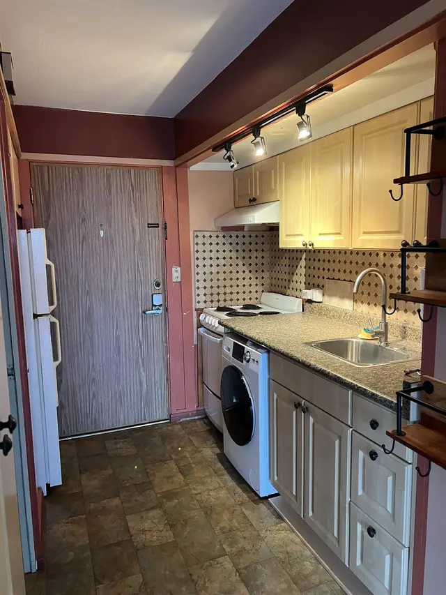 Listing Image for 2158 Main St 601 6 of 10