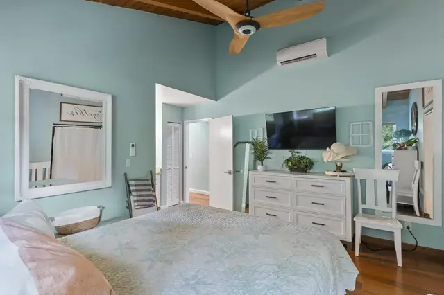 Listing Image for 551 Polulani Dr 26 of 45