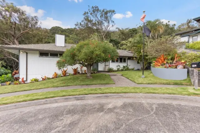 Listing Image for 551 Polulani Dr 3 of 45