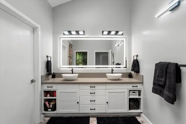 Listing Image for 551 Polulani Dr 36 of 45