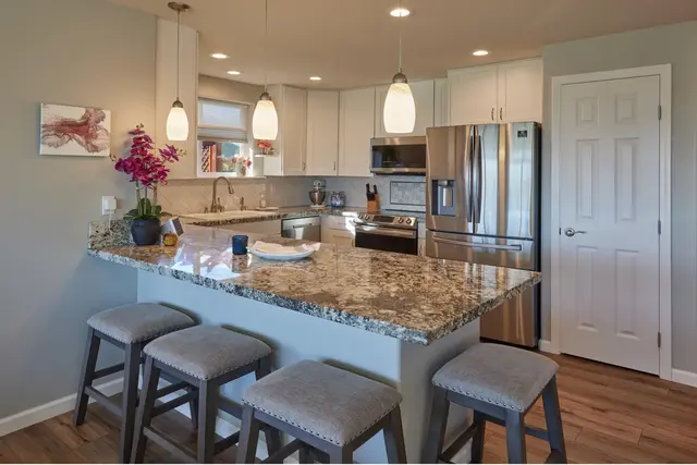 Listing Image for 440 N Wakea Ave 6 of 45