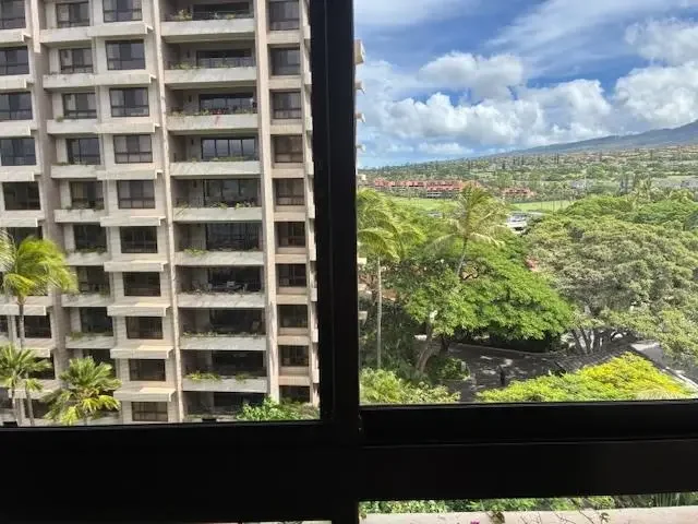 Listing Image for 50 Nohea Kai Dr 4-706 17 of 28