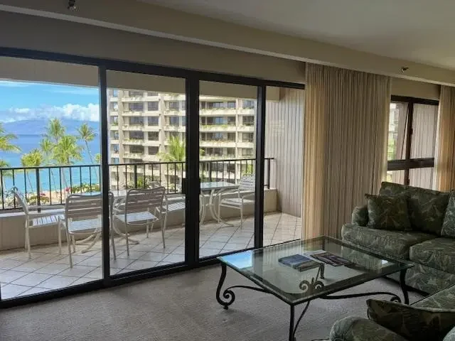 Listing Image for 50 Nohea Kai Dr 4-706 9 of 28