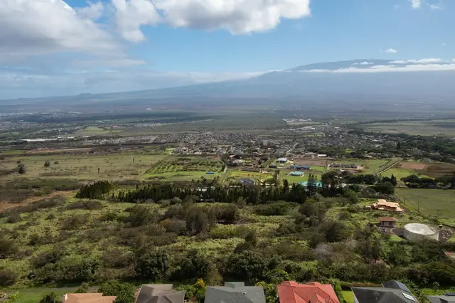 Listing Image for 440 W Waiko Rd 11 of 37