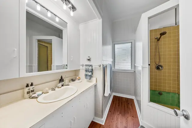 Listing Image for 440 W Waiko Rd 19 of 37
