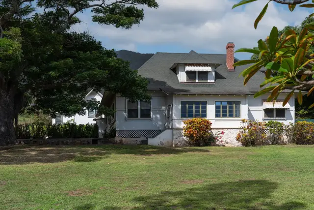 Listing Image for 440 W Waiko Rd 2 of 37