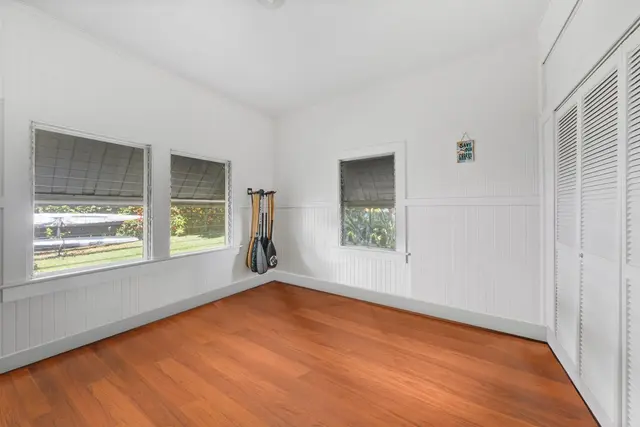 Listing Image for 440 W Waiko Rd 20 of 37