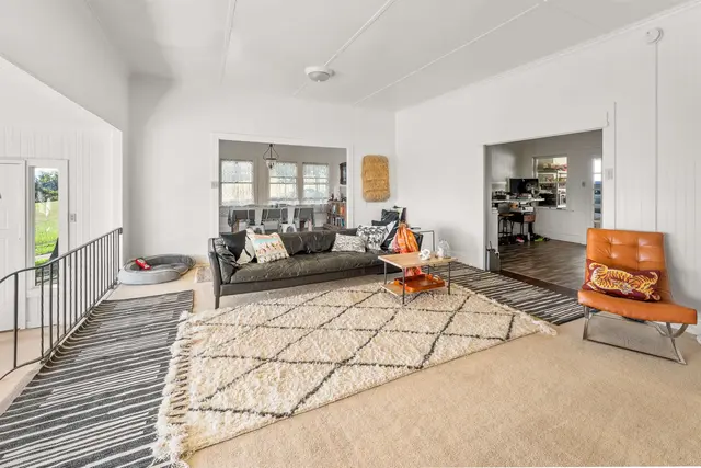 Listing Image for 440 W Waiko Rd 21 of 37