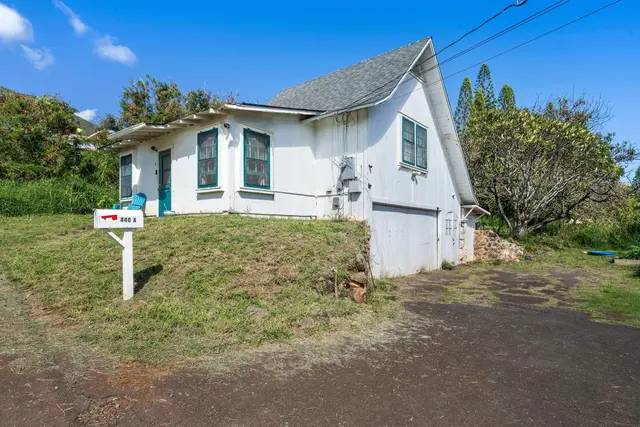 Listing Image for 440 W Waiko Rd 25 of 37