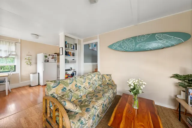 Listing Image for 440 W Waiko Rd 30 of 37