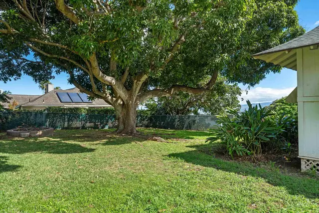 Listing Image for 440 W Waiko Rd 37 of 37