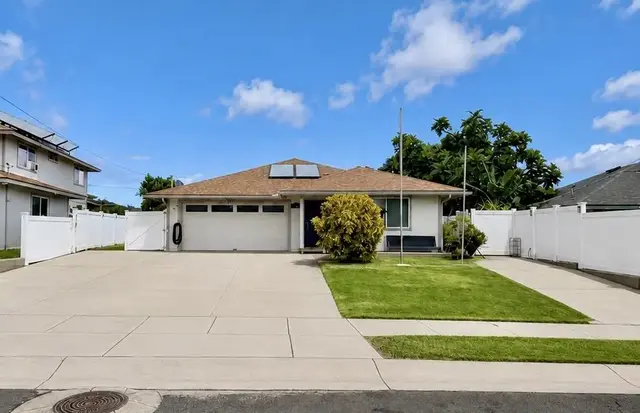 Listing Image for 37 Limu Kala St 1 of 2