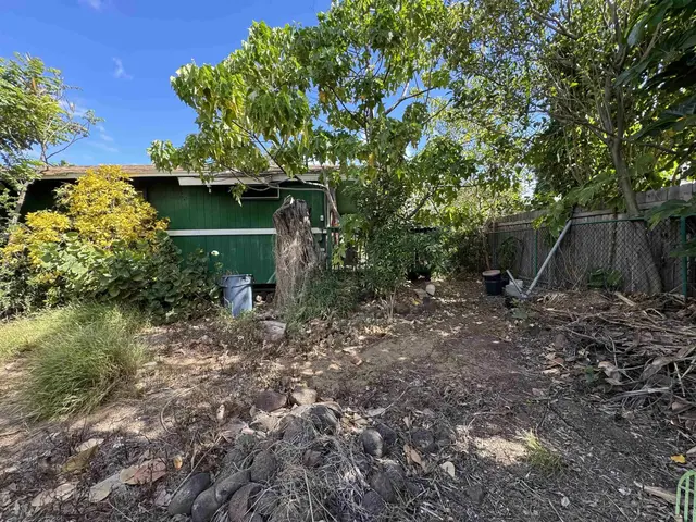 Listing Image for 58 A & B E Welakahao Rd 17 of 23
