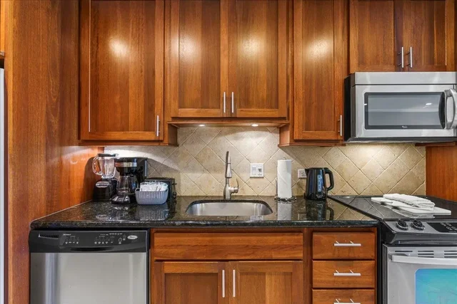 Listing Image for 2661 Kekaa Dr J-211 2 of 47