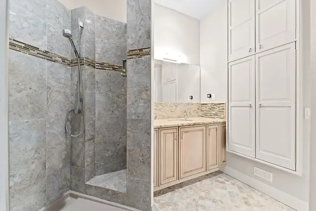 Listing Image for 263 Kamalei Cir 24 of 50