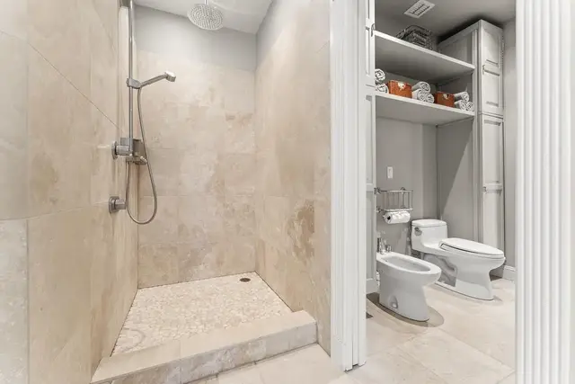 Listing Image for 263 Kamalei Cir 41 of 50