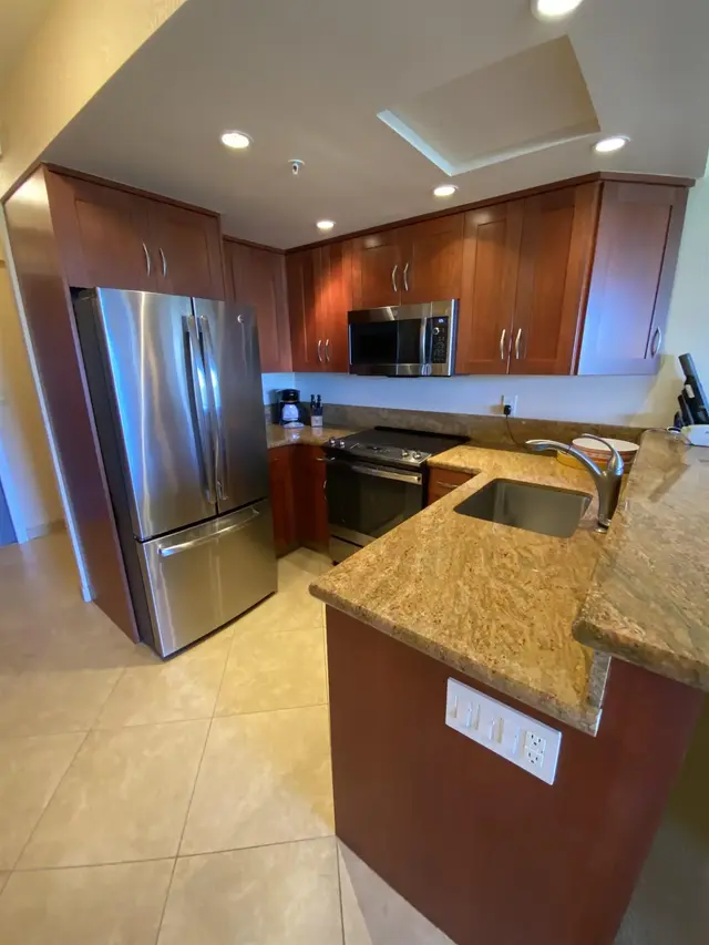 Listing Image for 2481 Kaanapali Pkwy 614u 11 of 27