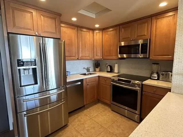 Listing Image for 2481 Kaanapali Pkwy 1219/b 4 of 17