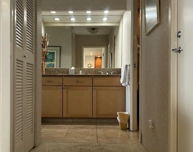 Listing Image for 2481 Kaanapali Pkwy 1219/b 9 of 17