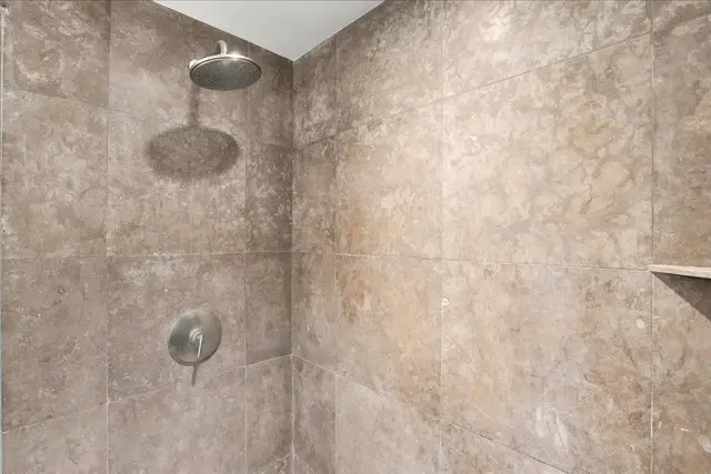 Listing Image for 1129 Lower Main St 407 23 of 50