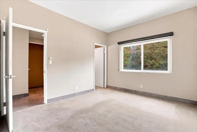 Listing Image for 1129 Lower Main St 407 25 of 50