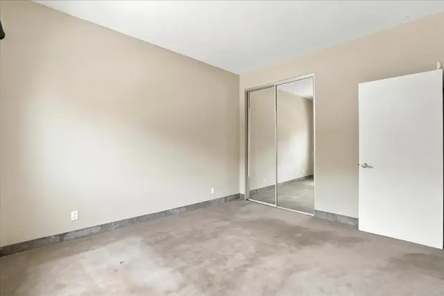 Listing Image for 1129 Lower Main St 407 39 of 50