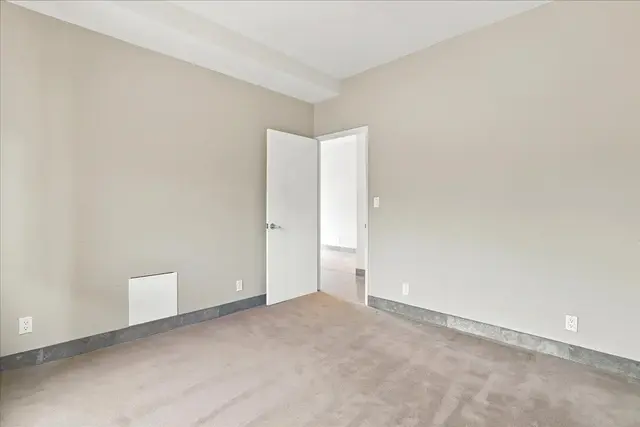 Listing Image for 1129 Lower Main St 407 41 of 50