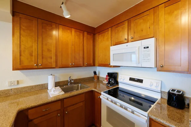 Listing Image for 3445 Lower Honoapiilani Rd 945 37 of 46