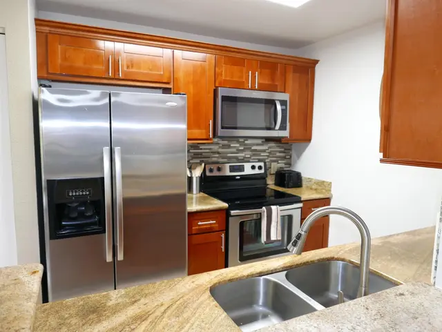 Listing Image for 140 Uwapo Rd 38-203 4 of 24