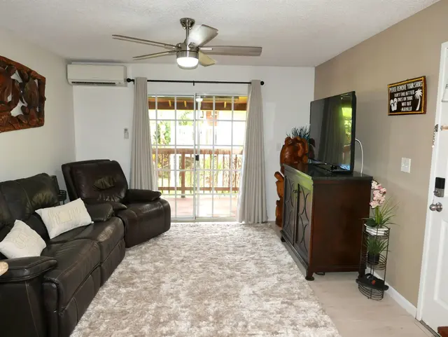 Listing Image for 140 Uwapo Rd 38-203 6 of 24