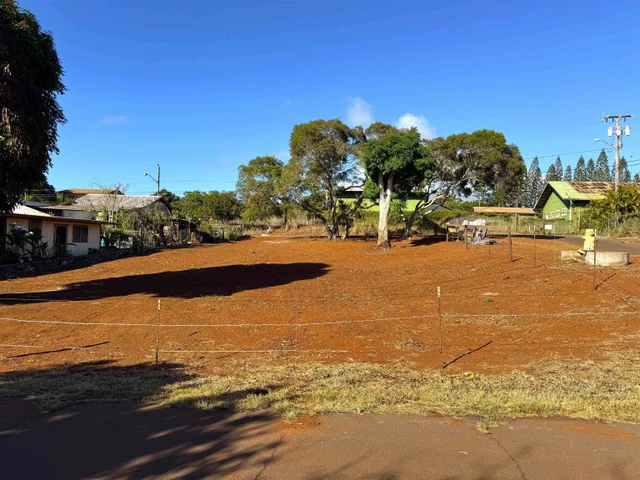 Listing Image for 1658 Okana St 3 of 12