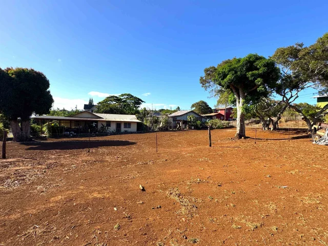 Listing Image for 1658 Okana St 7 of 12